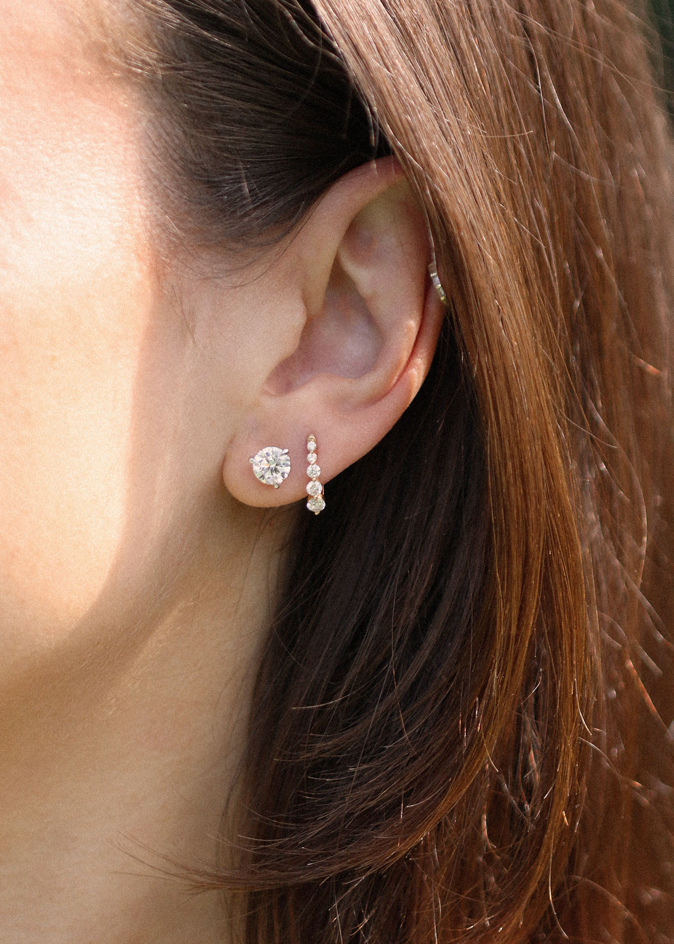 June round stud earrings diamond